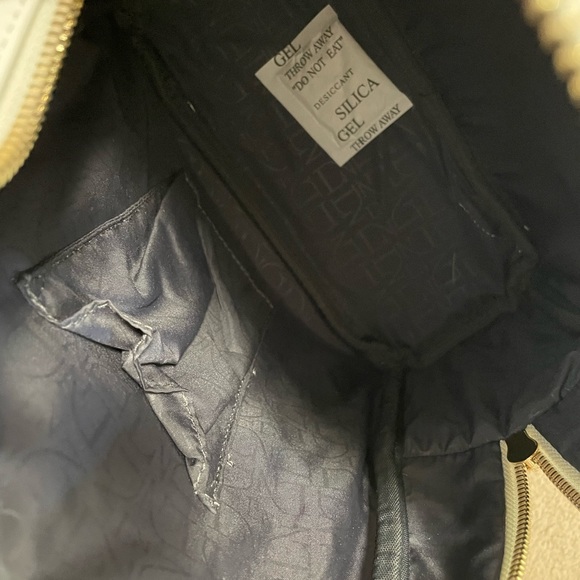 DANIELLE NICOLE RAPUNZEL BACKPACK - Picture 7 of 8